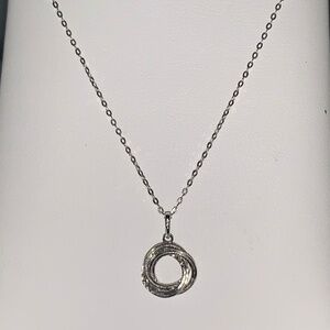 Sterling Silver 925 Interlocking Circle Pendant Necklace | Minimalist Adjustable